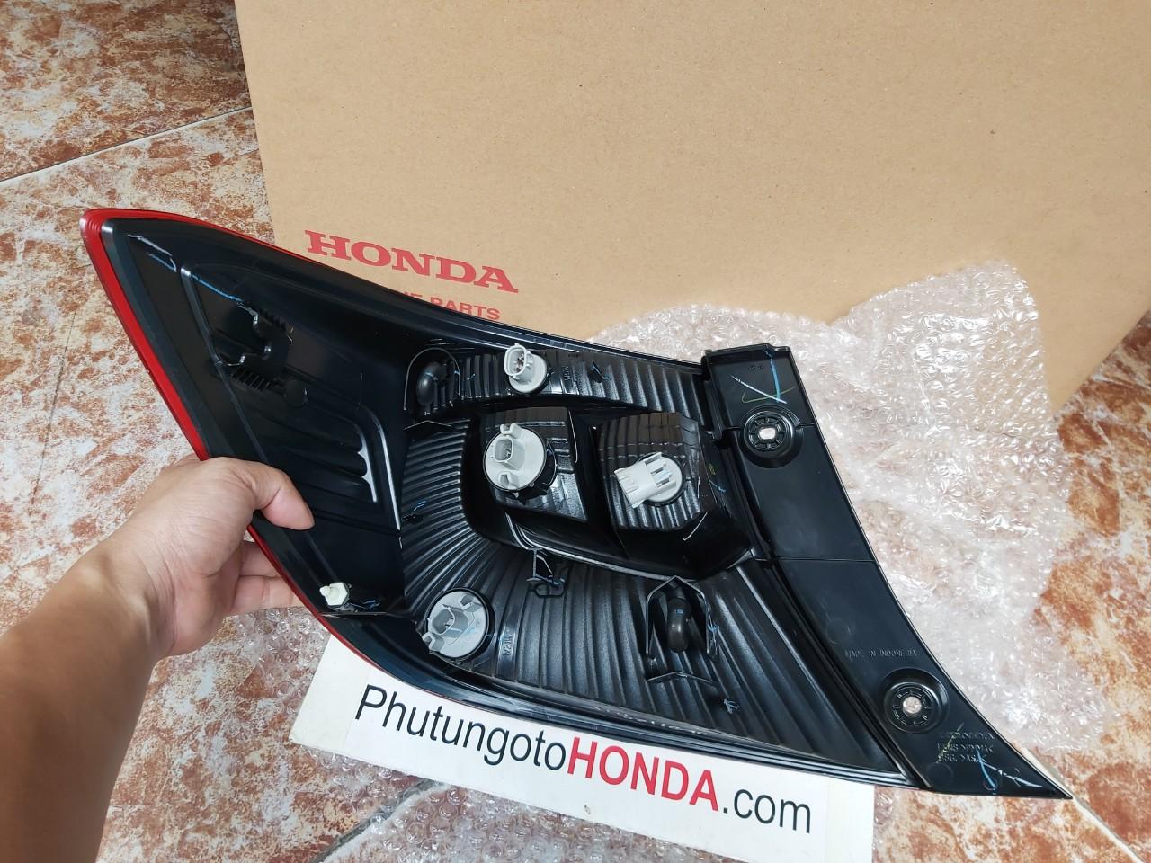 Đèn hậu xe Honda Brio